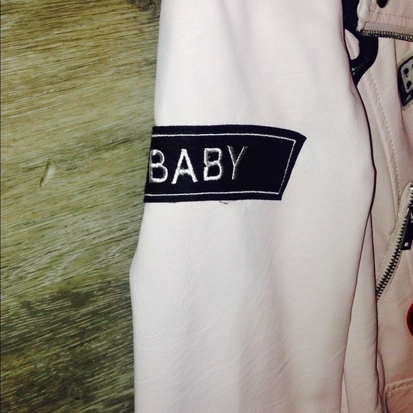 Forever 21 pink faux leather patched moto jacket - Picture 5 of 5